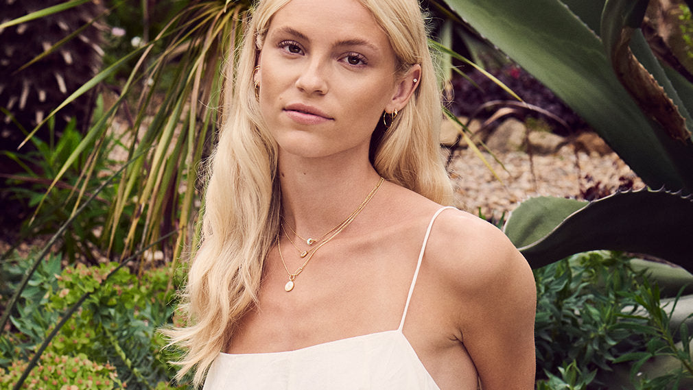 How to Style Short Necklaces